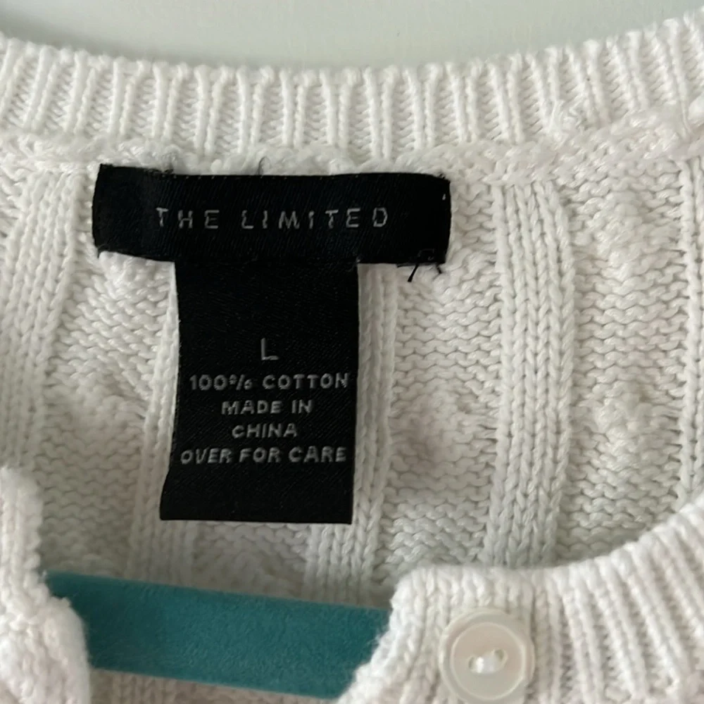 The limited size large 100% cotton white cable knit shrunken sweater - Picture 2 of 4